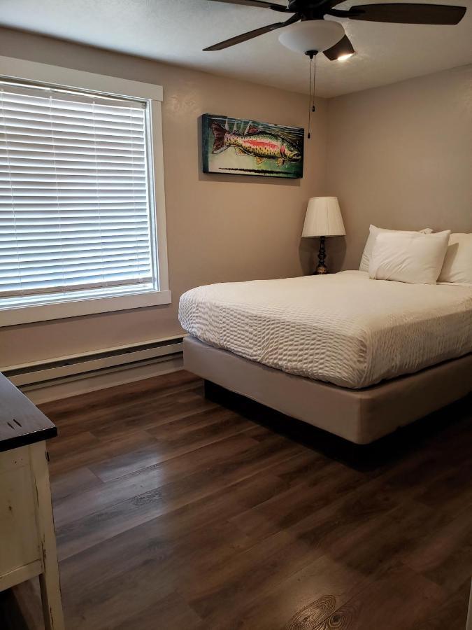 Flaming Gorge Resort Dutch John 외부 사진
