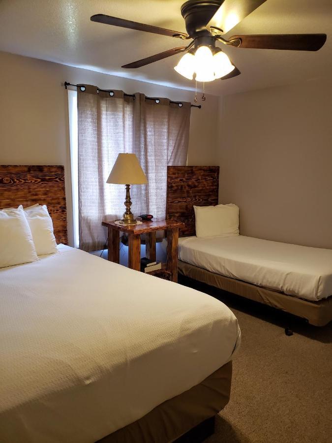 Flaming Gorge Resort Dutch John 외부 사진